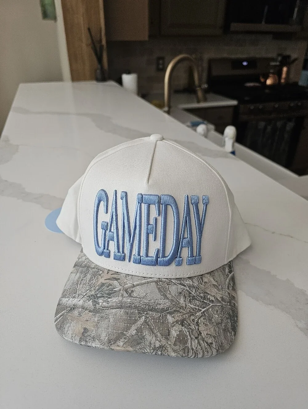 NWT || GAME DAY CHLOE HOLLADAY hat